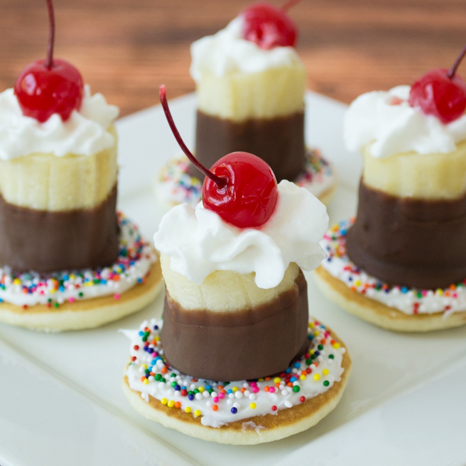 Mini Banana Split Bites